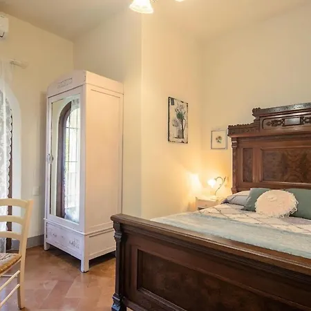 Bed & Breakfast Albertina 3*